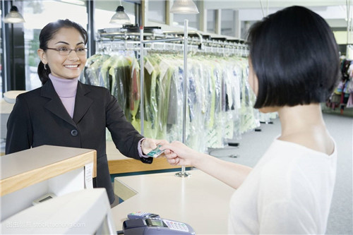 干洗店技术培训学习到洁丰干洗